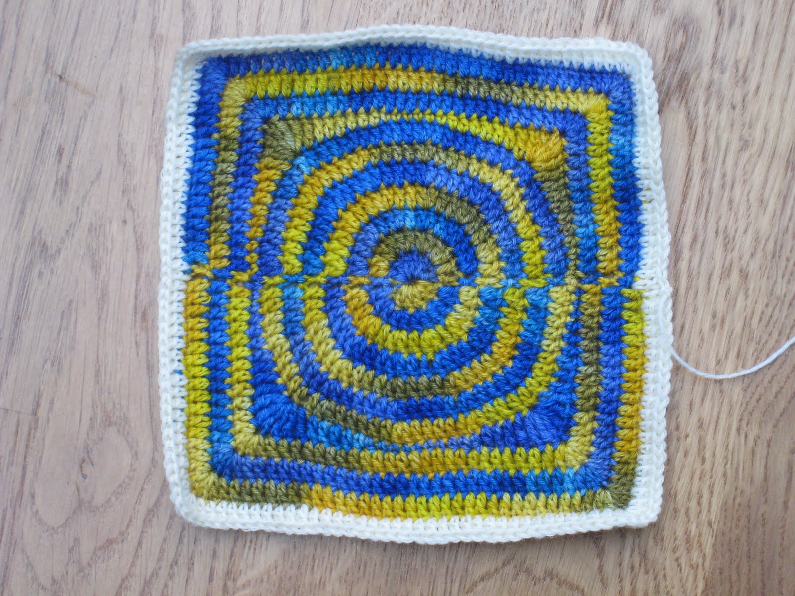 Join-As-You-Go Loops Round On Second Afghan Square