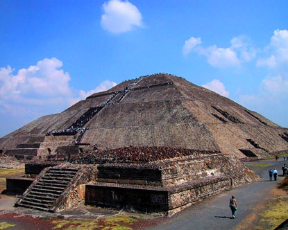 [mexico-teotihuacan-s.jpg]