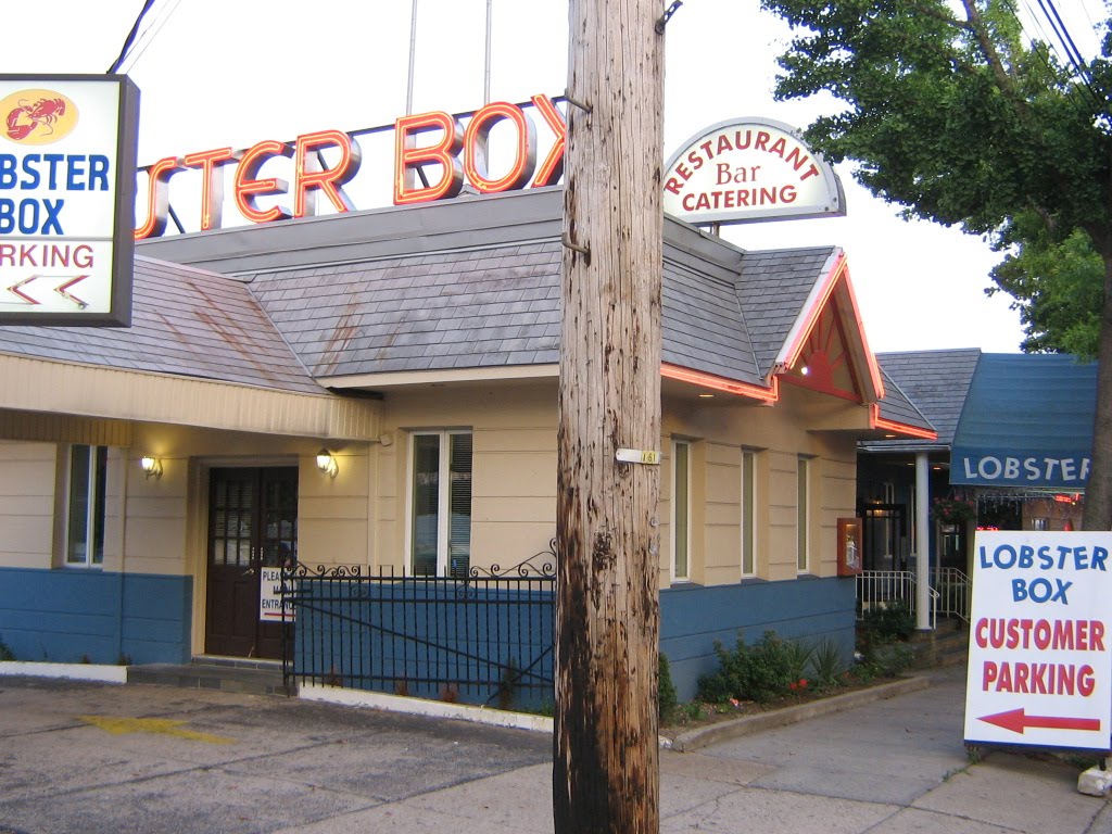 Restaurant Time Tunnel