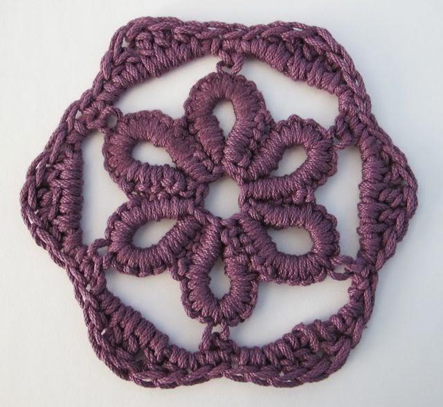 Wind Rose Fiber Studio CroTatting