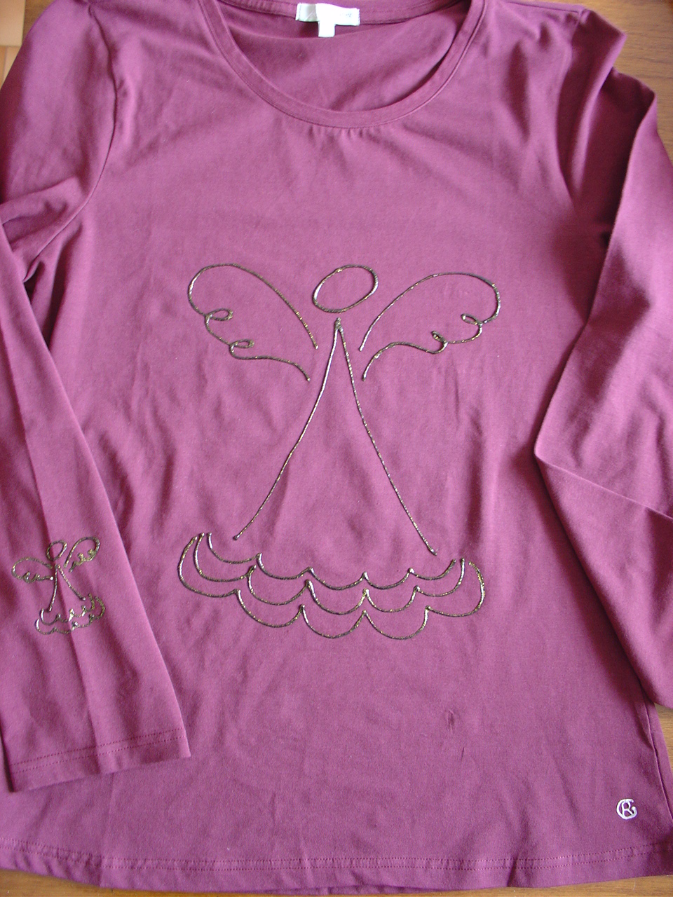 [t-shirt]