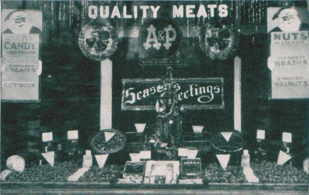 Pleasant Family Shopping: A&amp;P's Christmas in Toledo, 1926