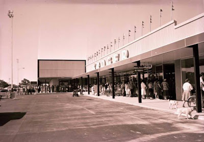Pleasant Family Shopping A Tale Of Kroger Old And New