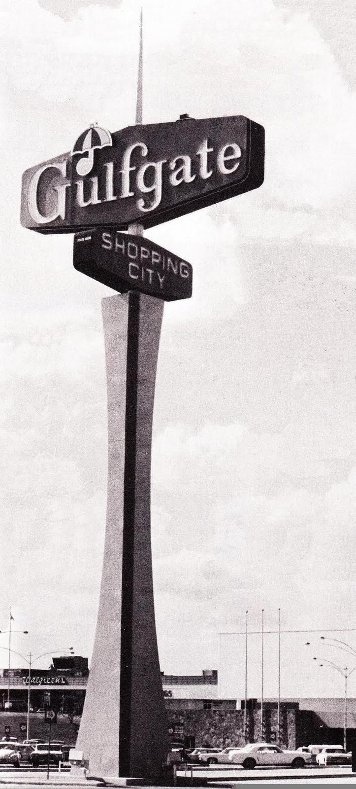 Searstown Shopping Center,