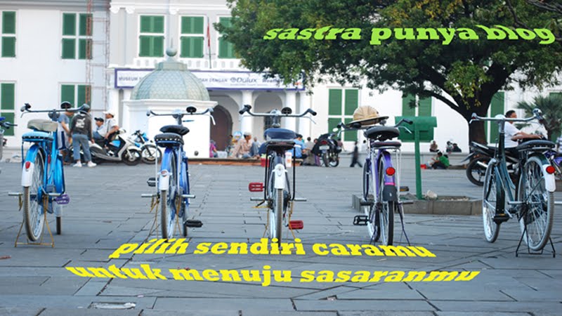 sastra punya blog