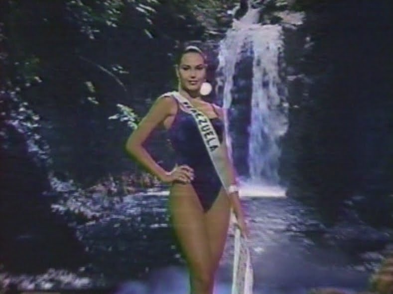 Miss Universe và những điểm số "khủng" nhất! Minorka+Mercado,+Miss+Venezuela+Universo+1994+%281%29