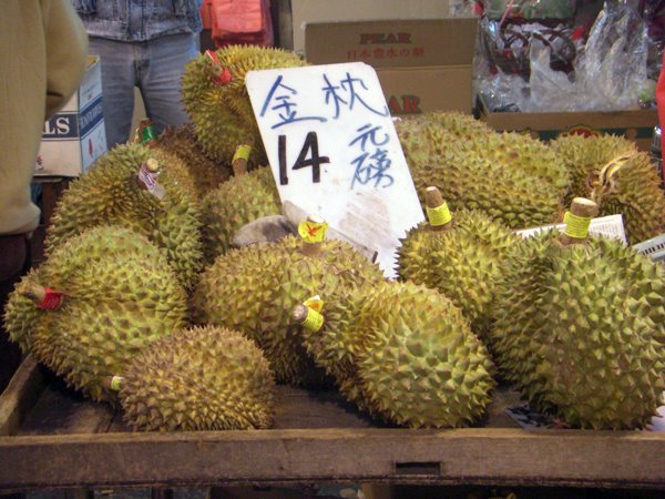[24-durian.JPG]