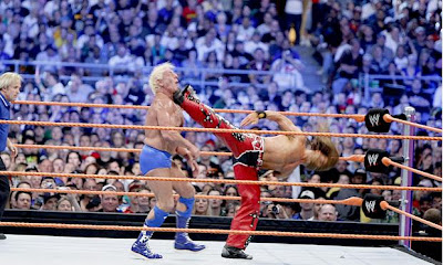 WWE Monday Night RAW. Resultados 1/Marzo/2011 Ric+flair+sweet+chin+music+hbk+wrestlemania+24+wins