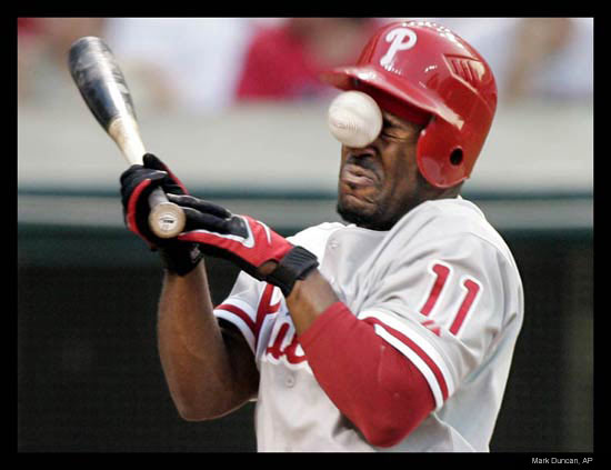 [jimmy+isn't+keeping+his+eye+on+the+ball.jpg]