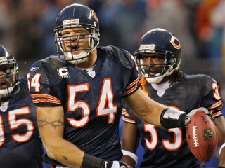 Chicago+Bears+Urlacher.jpg