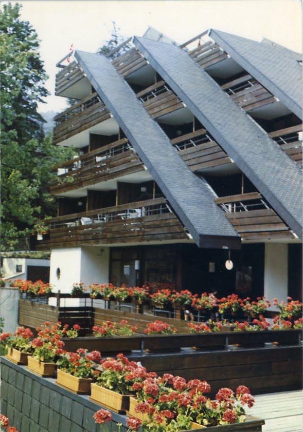 [blog-logis1.jpg]