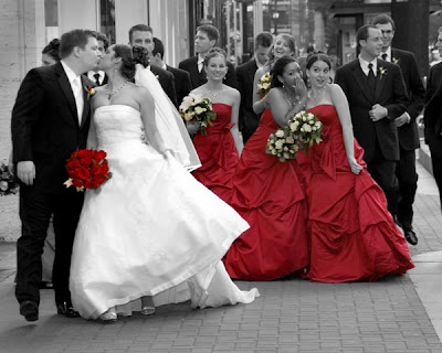 Raleigh Wedding Photographers on Lem Lynch Photography  Spot Color Wedding Photos