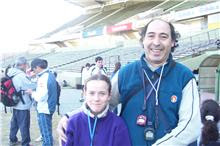 DANIELA FARIAS CON GABRIEL GALAN EN EL ESTADIO CORDOBA