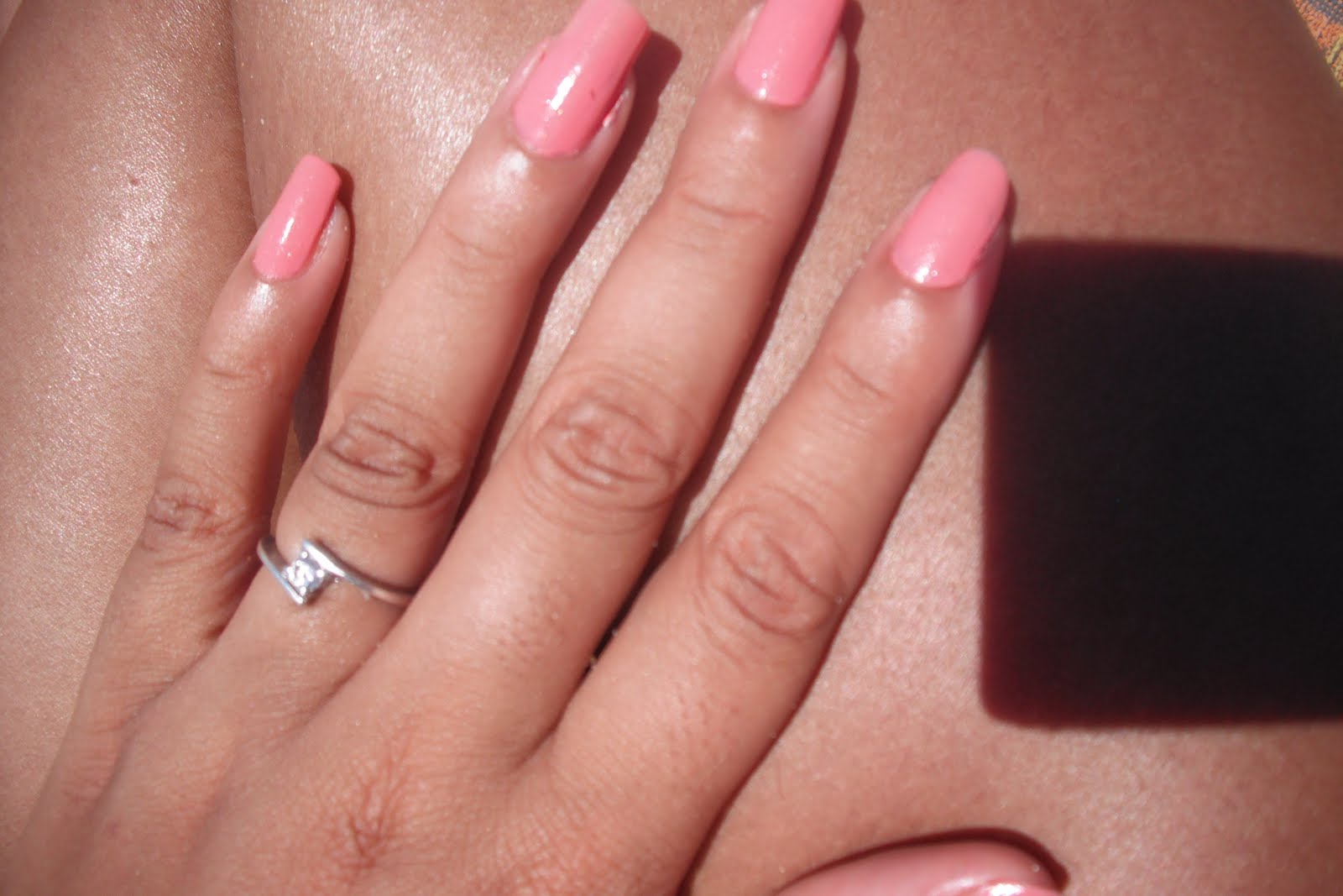 salmon pink nail design