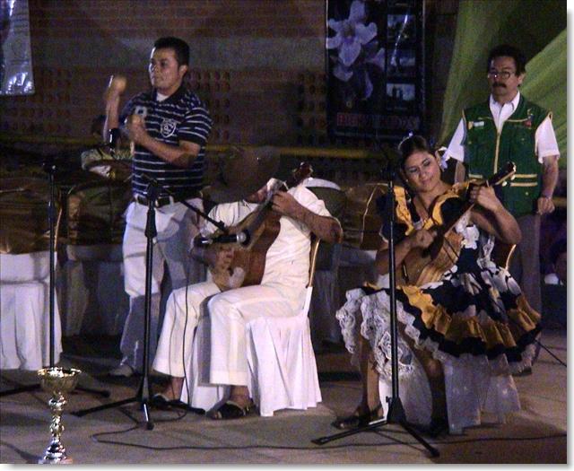 [clausura-013.jpg]