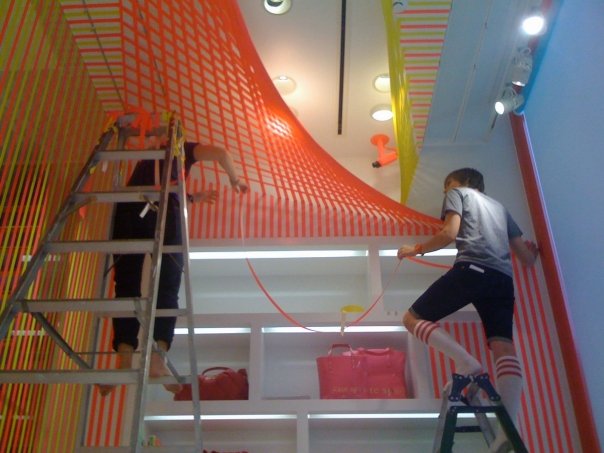 [10527_190978248985_10737653985_3950793_8057489_n.jpg]