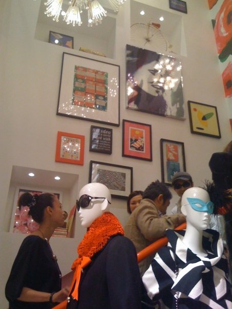 [10527_190978293985_10737653985_3950799_6460129_n.jpg]