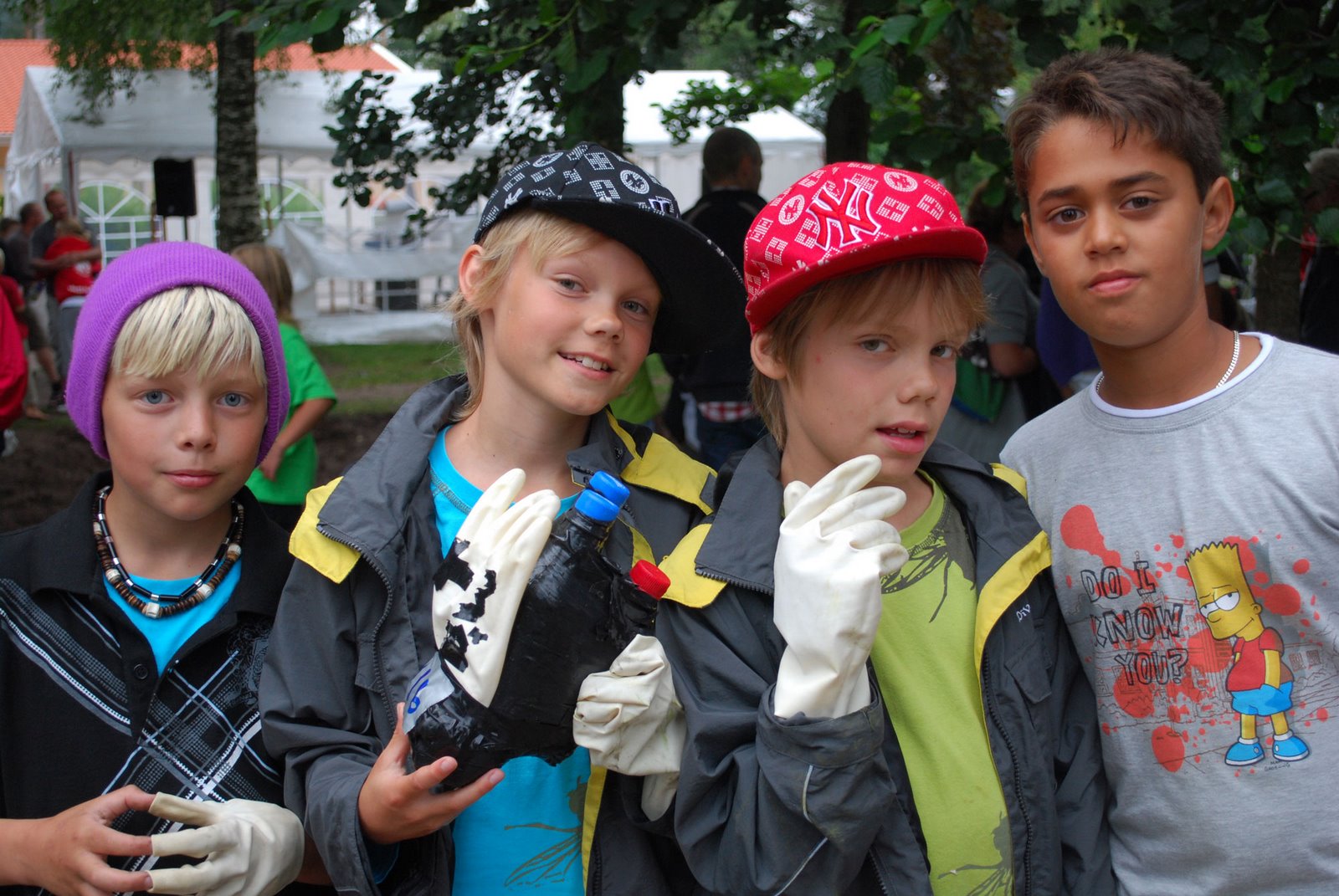 [Sewon-båtrace.jpg]