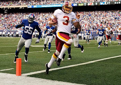 Hunter Smith scores a TD