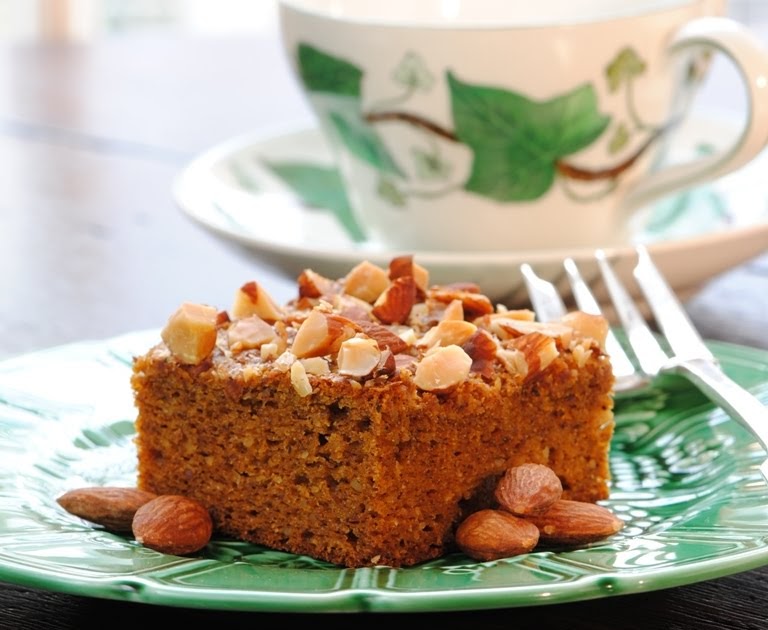 JULES FOOD... Pumpkin Almond Butter Cake/Brownies