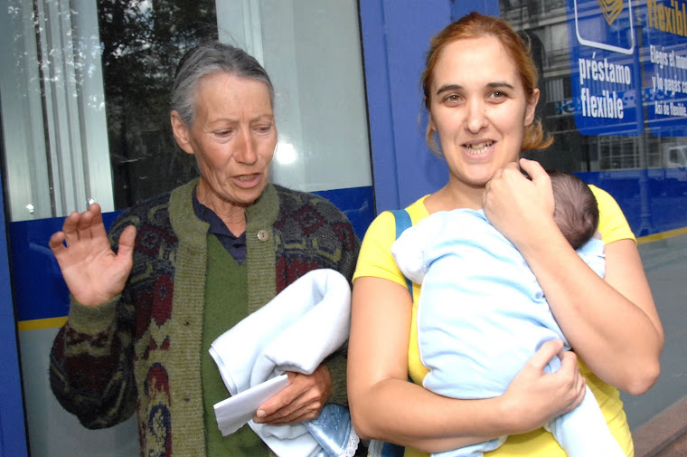 ABUELA Y NIETA (LA BEBE) DURANTE EL ASALTO