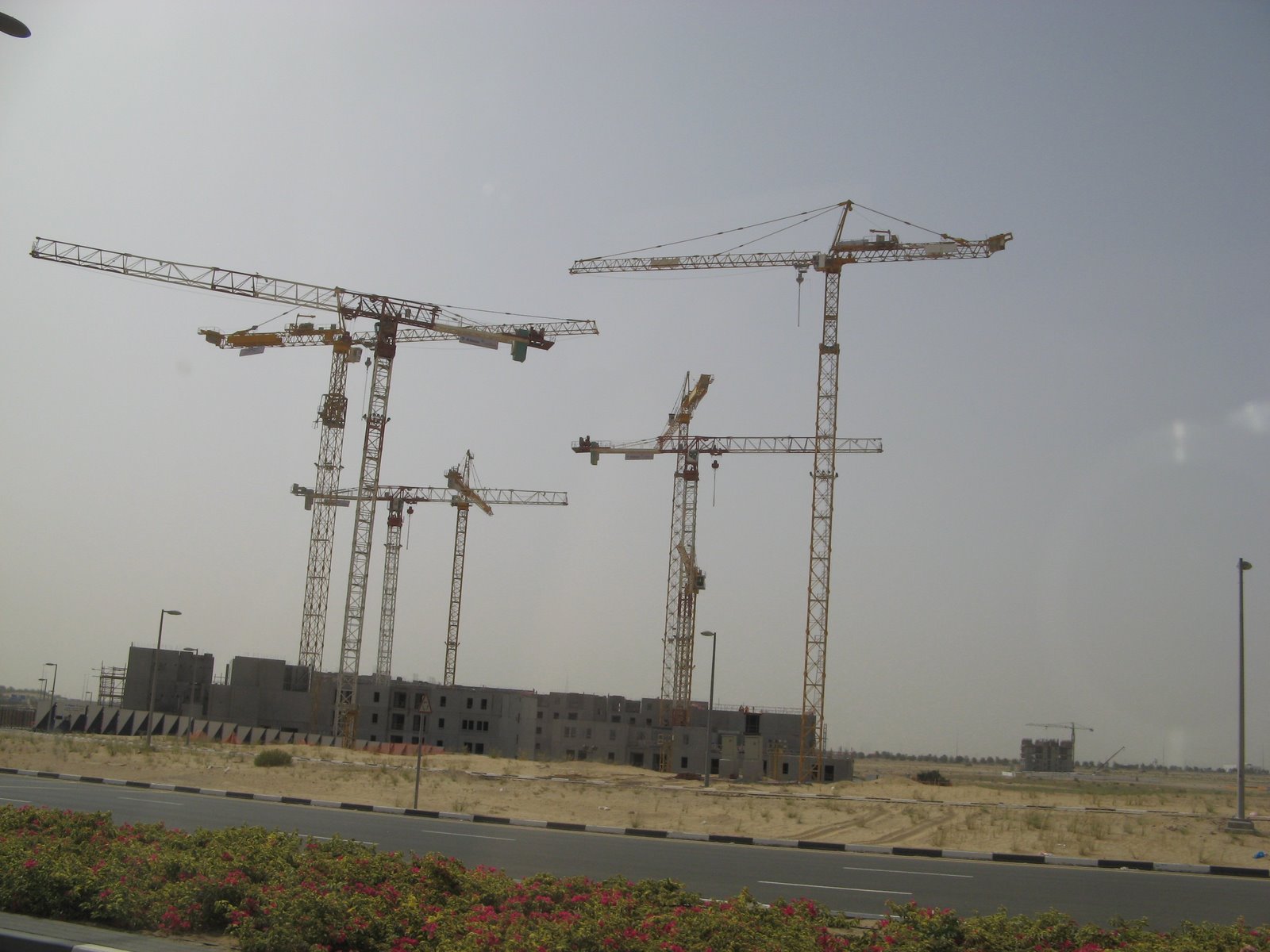 [4b-DUBAI-POWER-3.JPG]