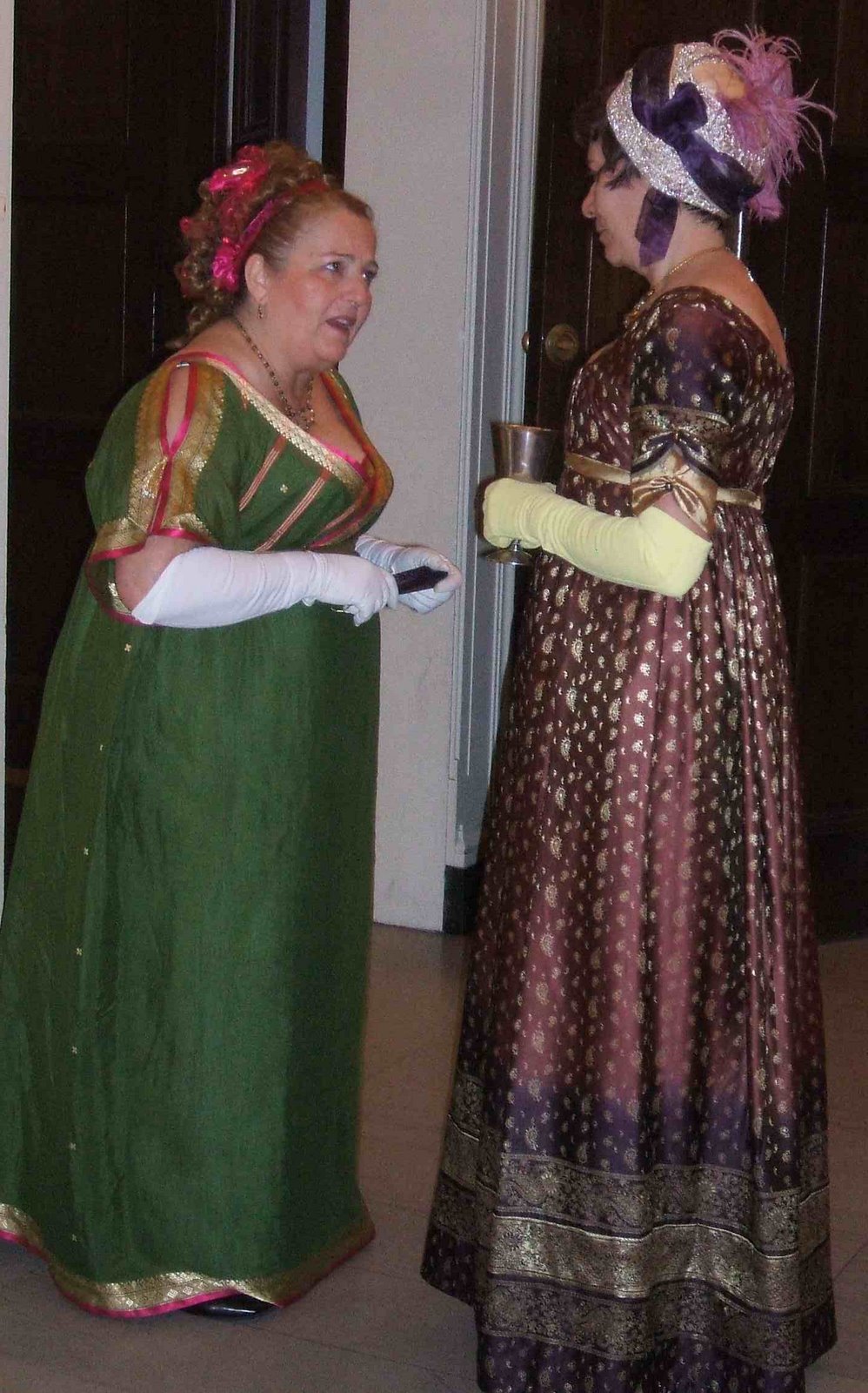 [JA09LadiesTalking.jpg]
