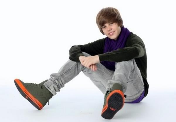 justin bieber photoshoot 2010. Justin Bieber Photoshoot