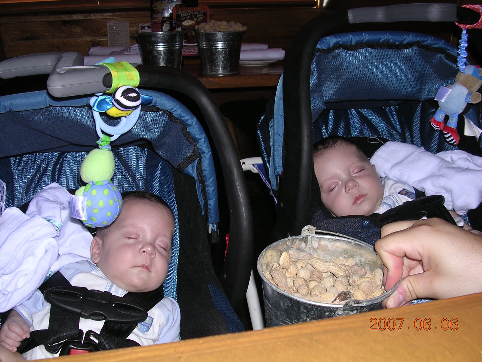[DSCN2417.JPG]