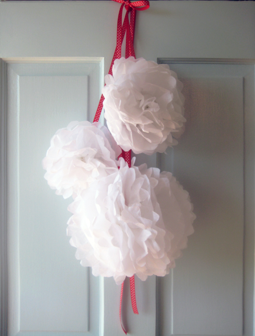 Decorating Your Apartment Door For Christmas Decorating Your Apartment Door For Christmas