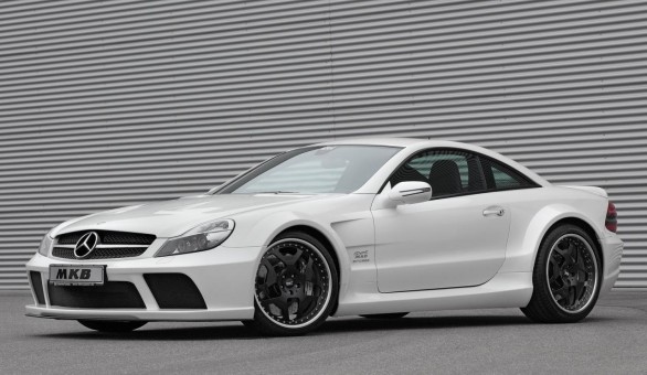 Yet another variation on the theme Mercedes SL 65 AMG Black Series this 