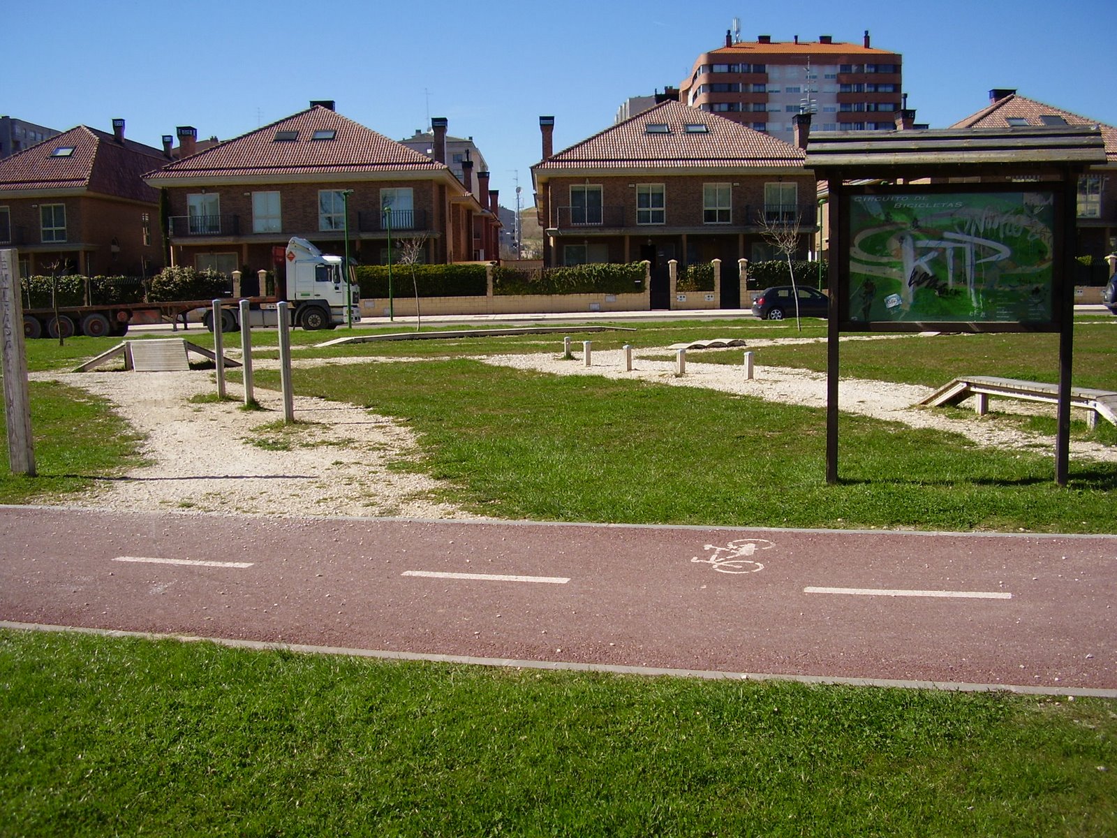 [P4050102.JPG]