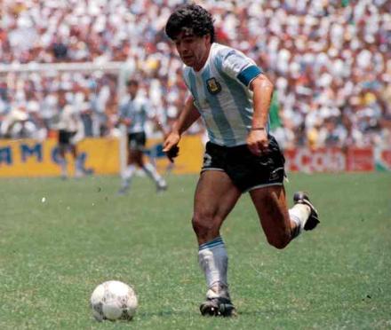 Grandes Fútbolistas Del Mundo: Maradona