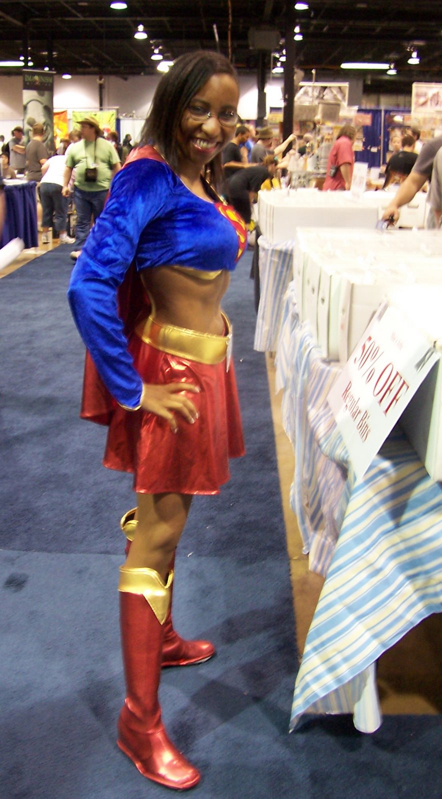 [supergirl+croped+2008.jpg]