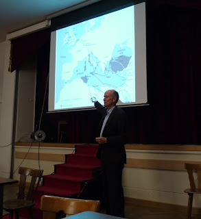 Buchvorstellung 'Sie kamen bis Konstantinopel' von Dr. Frank Stefan Becker beim Euro-Arabischen Freundschaftskreis am 14.10.2009 im Münchner Zunfthaus Buchvorstellung 'Sie kamen bis Konstantinopel' von Dr. Frank Stefan Becker beim Euro-Arabischen Freundschaftskreis am 14.10.2009 im Münchner Zunfthaus