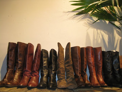 Women Fashion Cowboy Boots on Now Stocking Women S Vintage Boots As Well As Men S Cowboy Boots