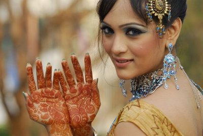 Bangladeshi Hot Celebrity  Bindu Sexy PicturesWallpapersPics  And Profile hot photos