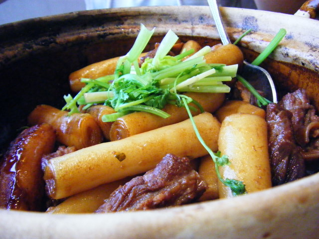 [Claypot+Beef+Noodle.JPG]
