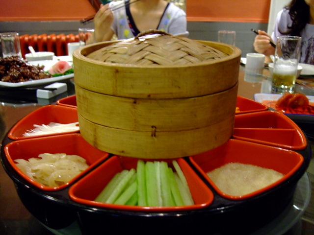 [Peking+Duck+Side+Dishes+&+Sauce.JPG]
