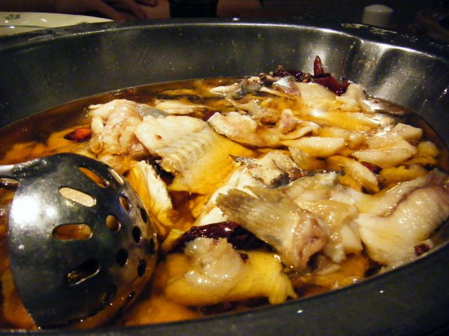 [Beijing+Famous+Water+(Oil)+cooked+fish.JPG]