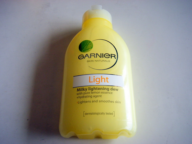 [Garnier+Light+Milky+Lightening+Dew.JPG]