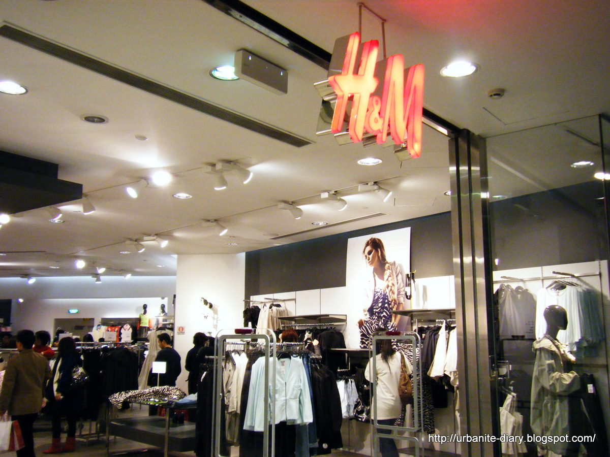 [H&M+Shanghai.JPG]