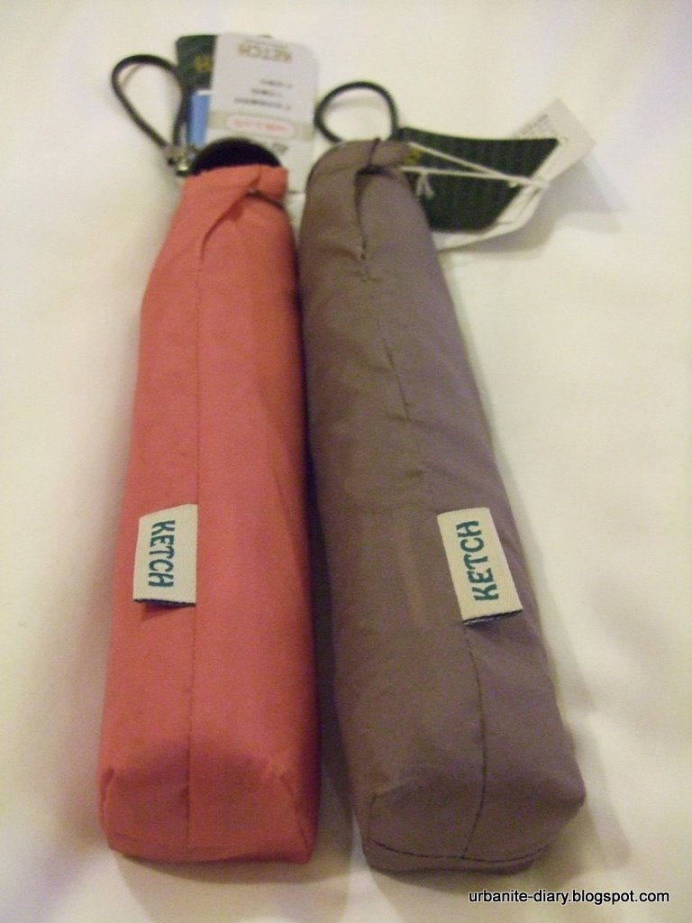 [Super+Lightweight+Umbrella.JPG]
