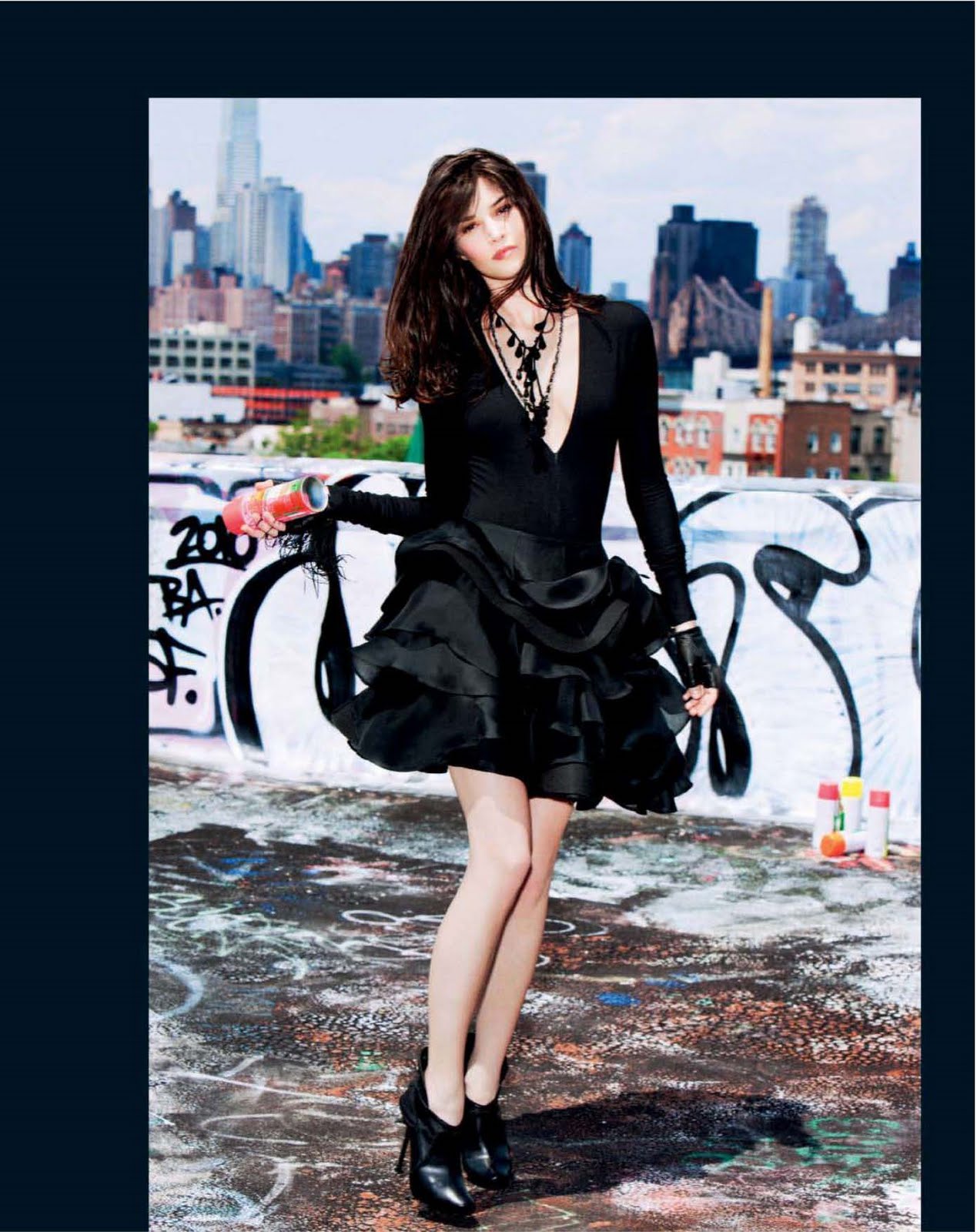 http://4.bp.blogspot.com/_FUYvMNTJrjU/TFs6pYJNwbI/AAAAAAAAHSM/CAJXbdgUcoA/s1600/98320_septimiu29_MarijaVujovic_MarieClaireUK_September20104_122_170lo.jpg