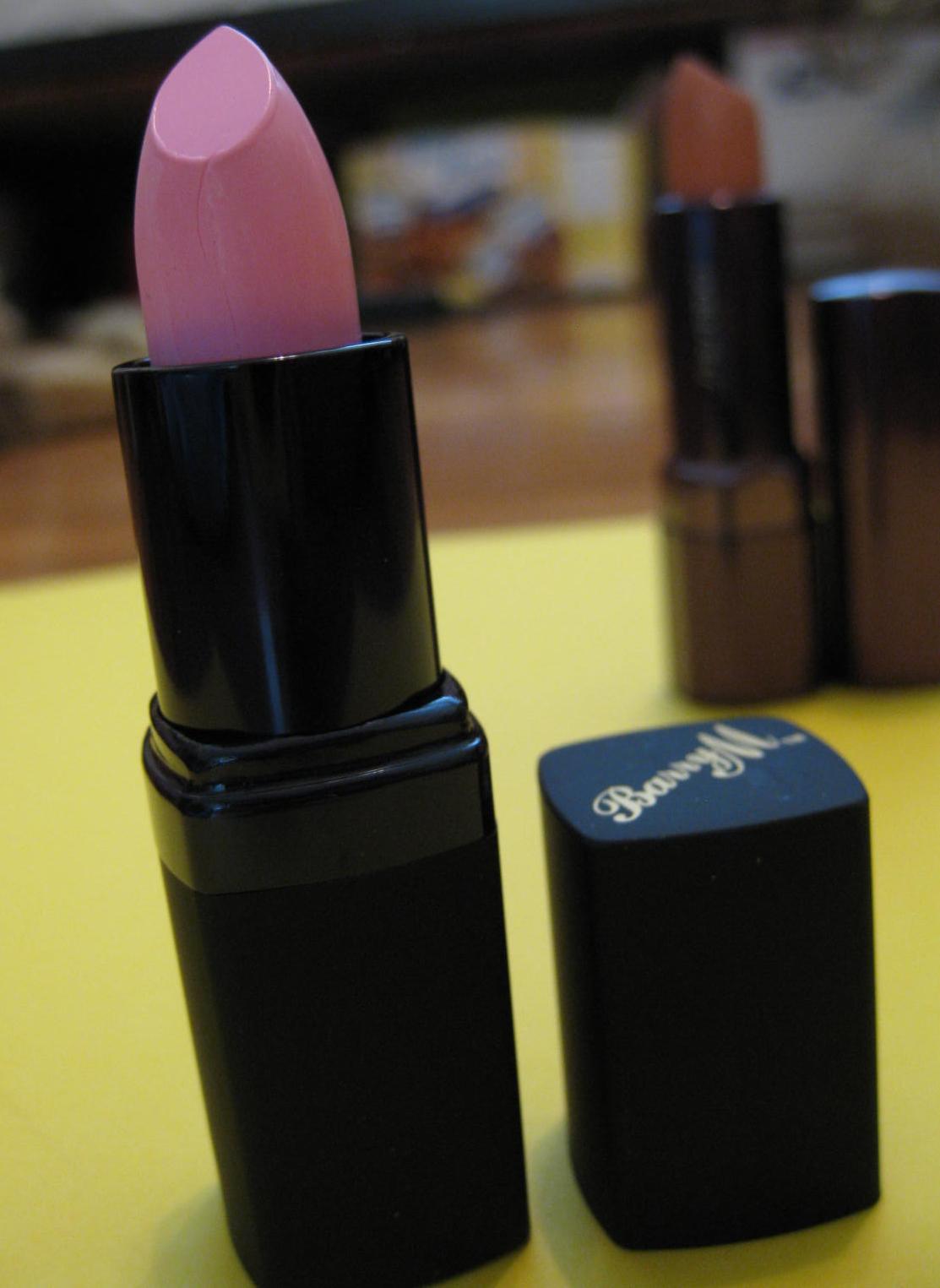 Kalifornia Love Bubblegum Pinks Barry M Lip Paint in Baby Pink Review