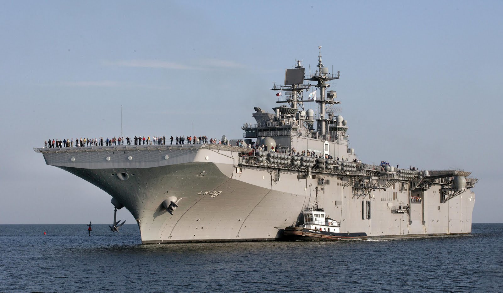 Naval Photos USS Makin Island (LHD 8)