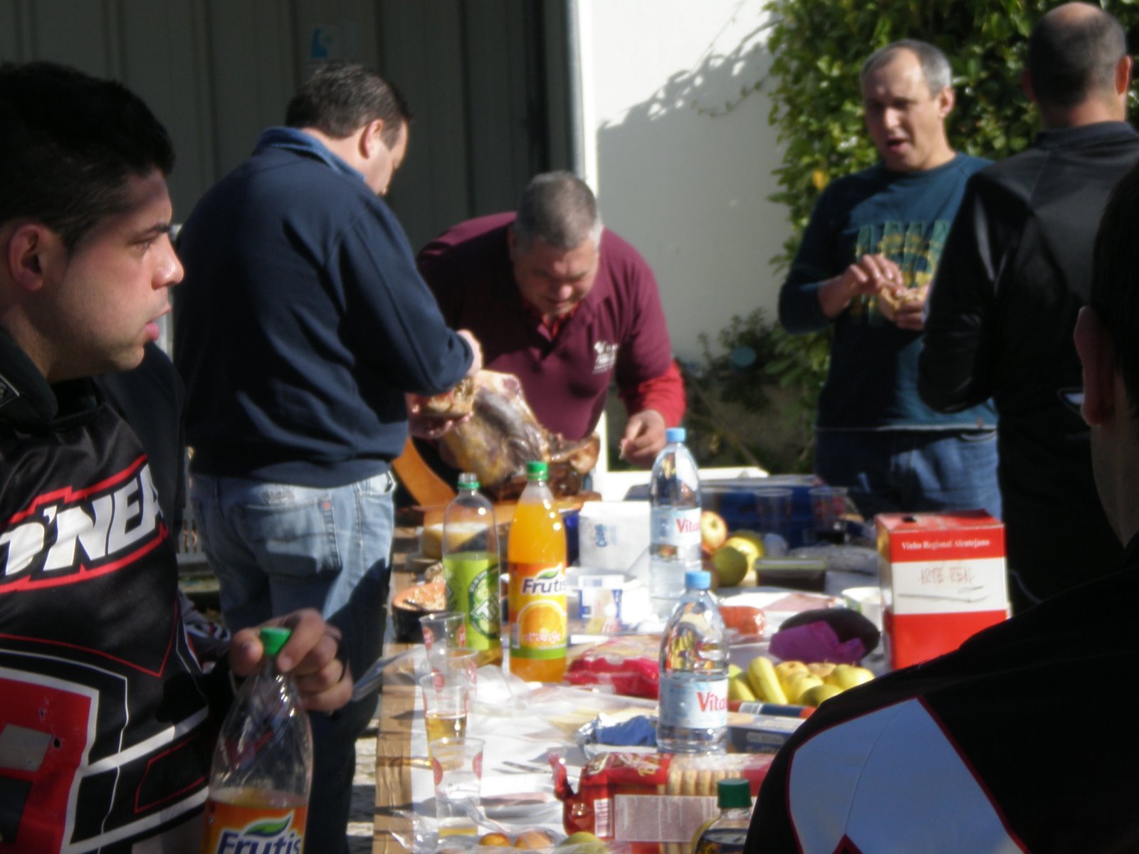 [tt2008+003.jpg]
