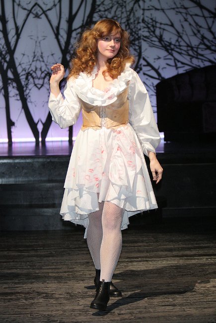 [ElisaJimenez_Fall2008_1_1.jpg]
