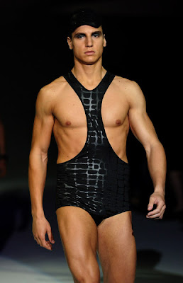 Emporio%2BArmani%2BSpring%2B2011%2BOne%2