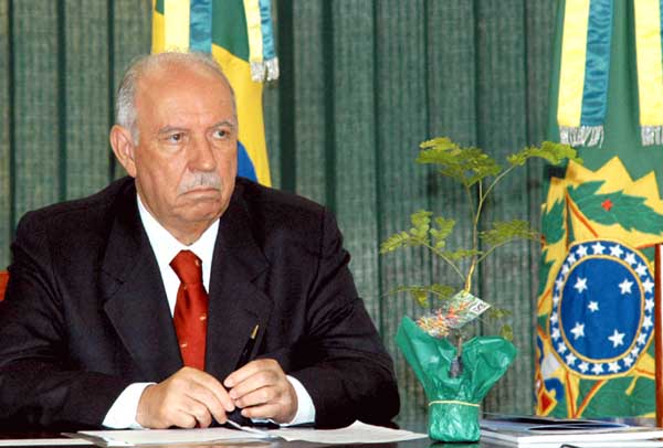http://4.bp.blogspot.com/_FWH7cPzoDGY/S_LDXWY6AGI/AAAAAAAADh0/3Pz9kdU6FtU/s1600/-jose-alencar--presidente-.jpg